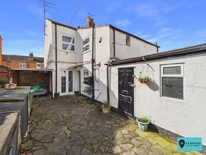 Rear Aspect - click for photo gallery